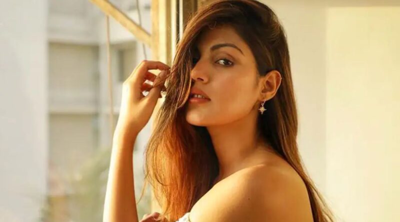 Rhea Chakraborty's special comment amid Aryan drugs case controversy, shared this post
