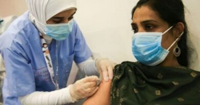 Why was Pakistan unable to buy the Corona vaccine
