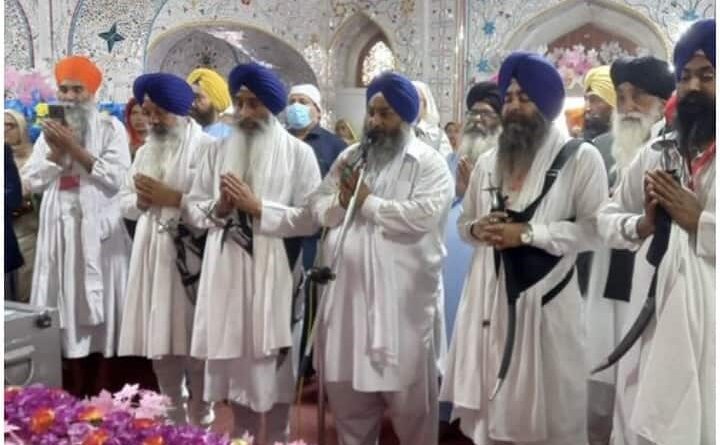 200 Sikh devotees returned from Pakistan, positive found in Corona investigation