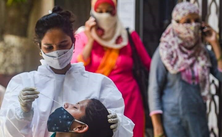 Coronavirus Maharashtra may face complete lockdown, more than 62 thousand cases registered in last 24 hours