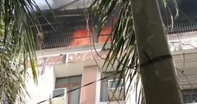 Patna A fierce fire broke out in the apartment, mother and son died of suffocation, burning goods worth lakhs