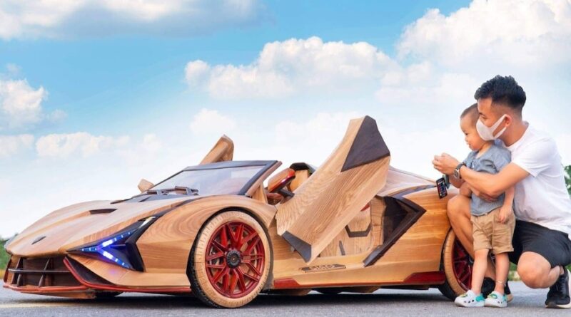 27 crore Lamborghini car made from wood, also shared videos from making to running