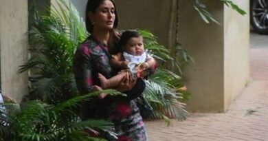 First Public Appearance of Kareena's younger son Jeh